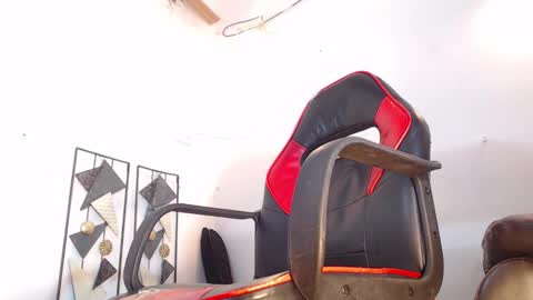 black raiden online show from 10-14-25, 11:49