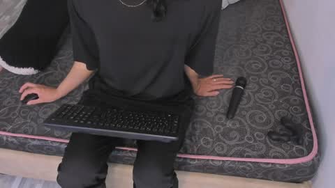 B L A C K  R O S E  online show from 04-09-26, 11:37