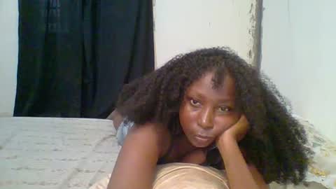 Dee online show from 06-24-26, 08:24