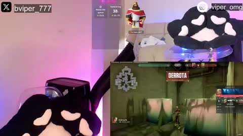 Snapshot of black_viperr chatting on 09-14-25, 02:05 Mel online show from 09-14-25, 02:05