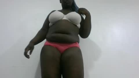 Snapshot of blackbeauty002 chatting on 01-07-26, 03:25 PACIFICA online show from 01-07-26, 03:25