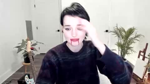 Ella online show from 11-01-25, 05:42