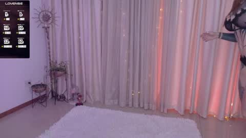 Snapshot of blackcybergirl chatting on 06-26-26, 02:43 Inst Blackcybergirl online show from 06-26-26, 02:43