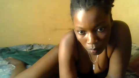 blackdoll9396 online show from 04-24-26, 09:34