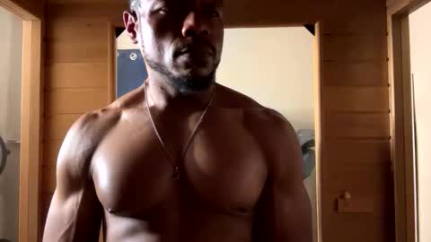 Snapshot of blackdragonaspect chatting on 01-10-26, 08:05 Sabellian Ukukhothama online show from 01-10-26, 08:05