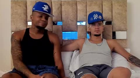 Snapshot of blackdreams1__ chatting on 12-17-24, 10:54 Black Dreams online show from 12-17-24, 10:54