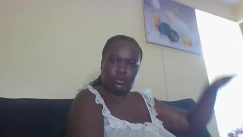 Snapshot of blackfairy2021 chatting on 10-27-25, 05:33 blackfairy2021 online show from 10-27-25, 05:33