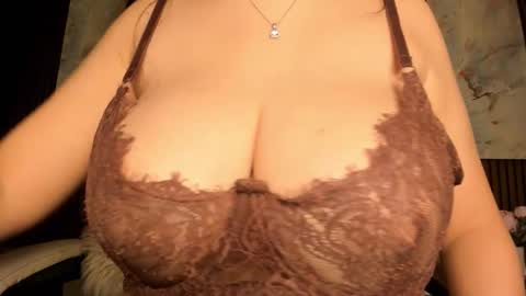 Karina online show from 01-16-26, 03:10