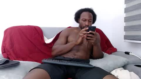 Snapshot of blacknikes chatting on 01-07-26, 01:30 Twtter 1MikeBeckford Onlyfns beckfordmike online show from 01-07-26, 01:30