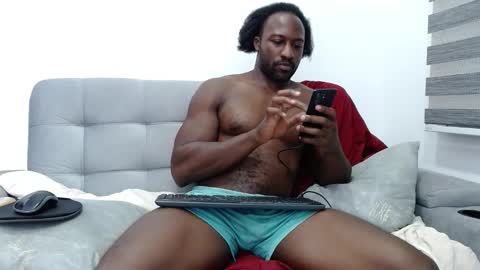 Snapshot of blacknikes chatting on 01-08-26, 03:53 Twtter 1MikeBeckford Onlyfns beckfordmike online show from 01-08-26, 03:53