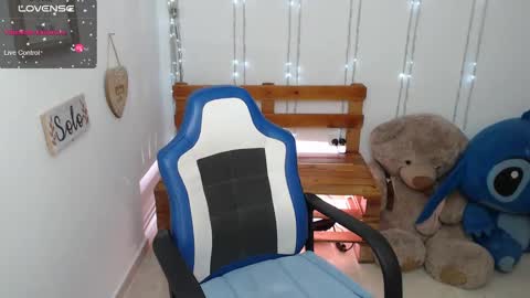 blackqueen_18 online show from 12-06-24, 03:30