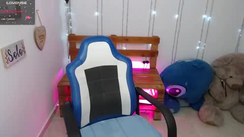 blackqueen_18 online show from 12-13-24, 03:05