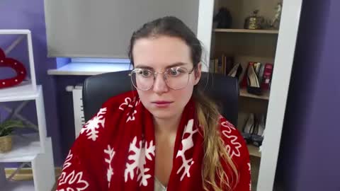 Z O E Y online show from 01-18-25, 09:02