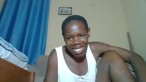 Snapshot of blacksexygal chatting on 05-25-26, 06:58 SARAH online show from 05-25-26, 06:58