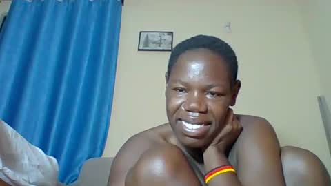 Snapshot of blacksexygal chatting on 06-08-26, 02:12 SARAH online show from 06-08-26, 02:12