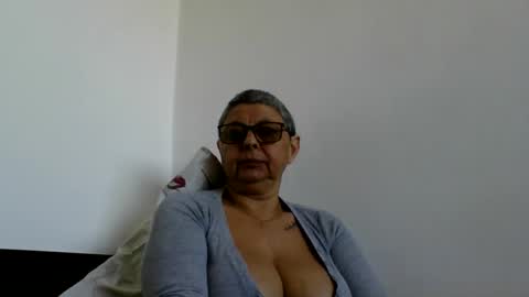 Black Widow online show from 04-25-26, 01:41