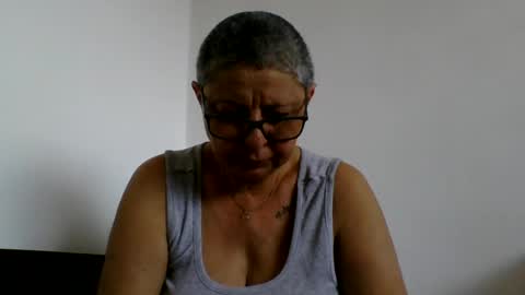 Snapshot of blackwidow05 chatting on 06-17-26, 09:45 Black Widow online show from 06-17-26, 09:45