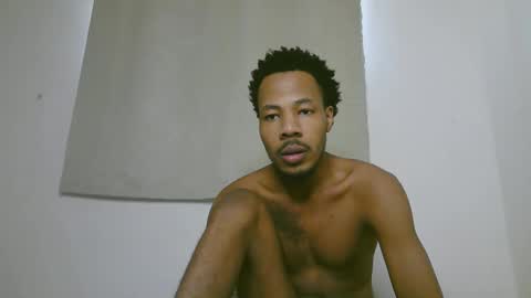 Snapshot of blackzilian_ chatting on 09-14-25, 07:29 HASSAN online show from 09-14-25, 07:29