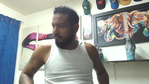 Snapshot of blade_foxx chatting on 02-18-25, 05:20 Richard online show from 02-18-25, 05:20