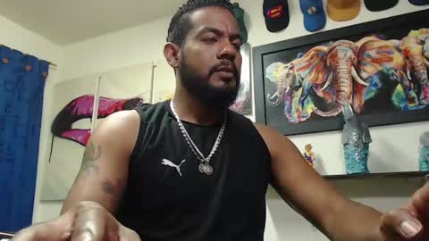 Snapshot of blade_foxx chatting on 02-21-25, 03:12 Richard online show from 02-21-25, 03:12