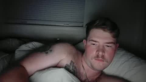 Snapshot of blain2001 chatting on 12-21-25, 04:08 blain online show from 12-21-25, 04:08