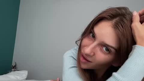 Snapshot of blair_foxxxy chatting on 10-30-25, 04:36 Blair online show from 10-30-25, 04:36