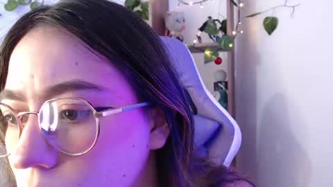   online show from 02-10-25, 12:18