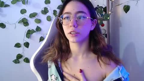   online show from 02-11-25, 12:27