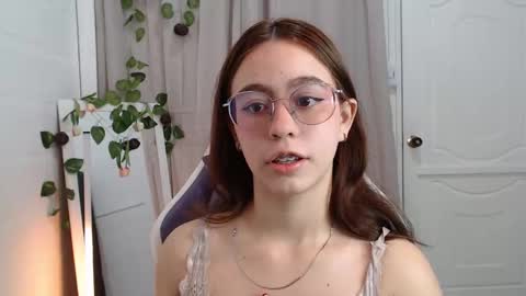   online show from 11-12-25, 01:33