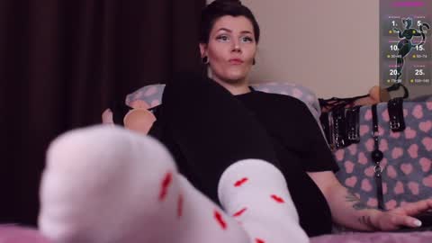 Snapshot of blake_luna chatting on 01-19-25, 07:15 Britney online show from 01-19-25, 07:15