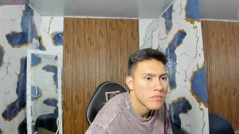 Snapshot of blake_tay chatting on 04-11-26, 07:45 blake_tay online show from 04-11-26, 07:45