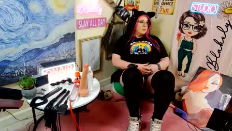 Blakely Morningstar   online show from 04-18-26, 05:44