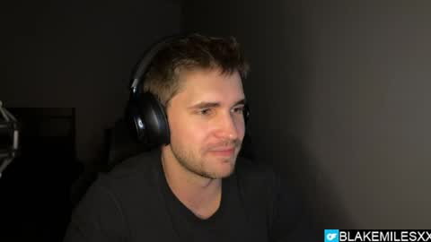 Snapshot of blakemiles2 chatting on 05-03-26, 01:55 Blake Miles online show from 05-03-26, 01:55