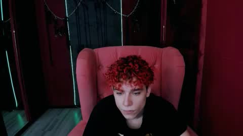 Blaiz online show from 10-26-25, 04:24