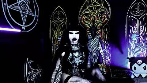   online show from 10-23-25, 09:13