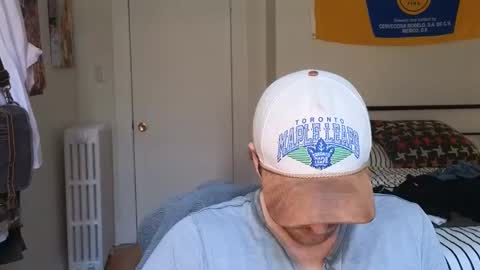 Snapshot of blastoise234 chatting on 05-11-26, 02:45 DickRex21 online show from 05-11-26, 02:45