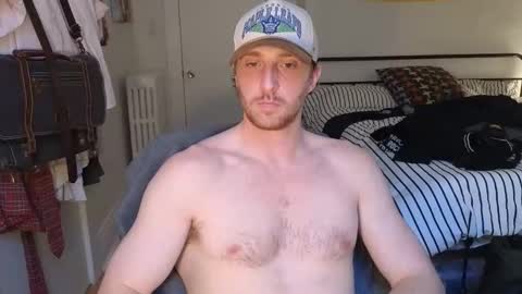 Snapshot of blastoise234 chatting on 05-12-26, 04:59 DickRex21 online show from 05-12-26, 04:59