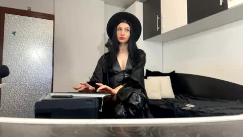 Goddess Blaze online show from 09-24-25, 04:38