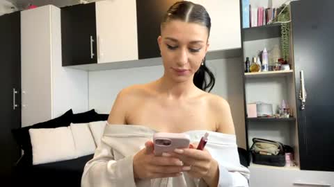 Snapshot of blazeamanda chatting on 07-16-26, 05:13 Goddess Blaze online show from 07-16-26, 05:13