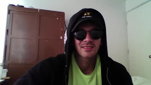 Snapshot of blckhorse19 chatting on 02-16-25, 03:48 blckhorse19 online show from 02-16-25, 03:48