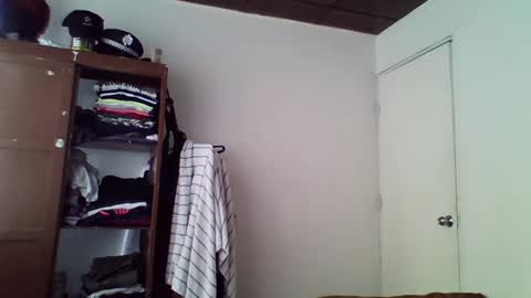 Snapshot of blckhorse19 chatting on 02-24-25, 03:09 blckhorse19 online show from 02-24-25, 03:09