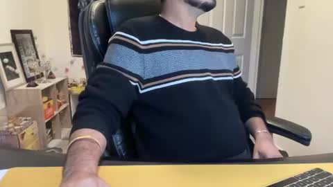 Snapshot of bleakshado chatting on 06-29-26, 11:27 bleakshado online show from 06-29-26, 11:27