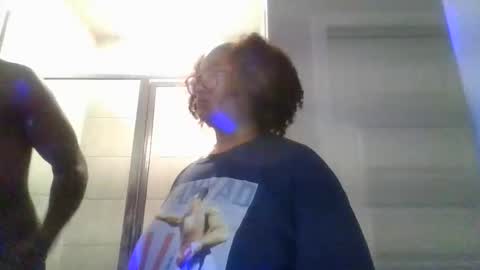 BLESSICA  EDDIE LOVE online show from 04-17-26, 04:04