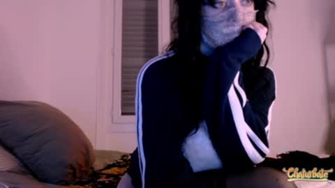 Snapshot of bleu_belladone chatting on 02-17-25, 08:15 Cassandre online show from 02-17-25, 08:15