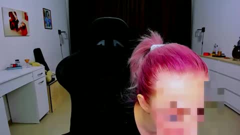 Nicole online show from 12-05-24, 03:37