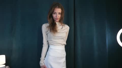 Emily online show from 12-20-25, 11:06