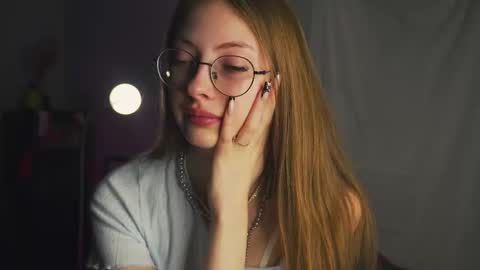  LiLy online show from 12-22-25, 03:09