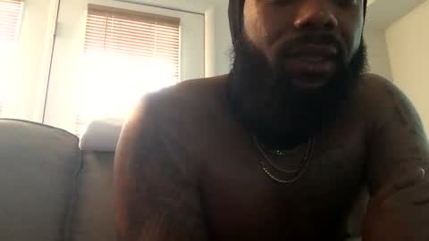 Snapshot of blksurfher chatting on 02-19-25, 05:06 blksurfher online show from 02-19-25, 05:06