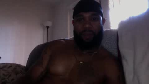 Snapshot of blksurfher chatting on 11-27-25, 01:46 blksurfher online show from 11-27-25, 01:46