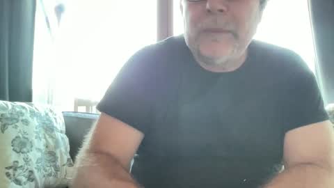 BlIdoL online show from 05-19-26, 05:36